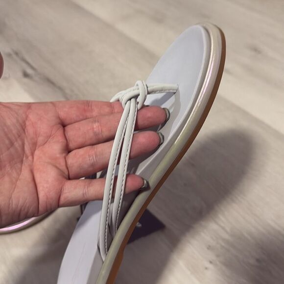 NWT- OLUKAI- Women's Aka Sandals- IRIDESCENT/VAPOR- Size 7 - Picture 7 of 10